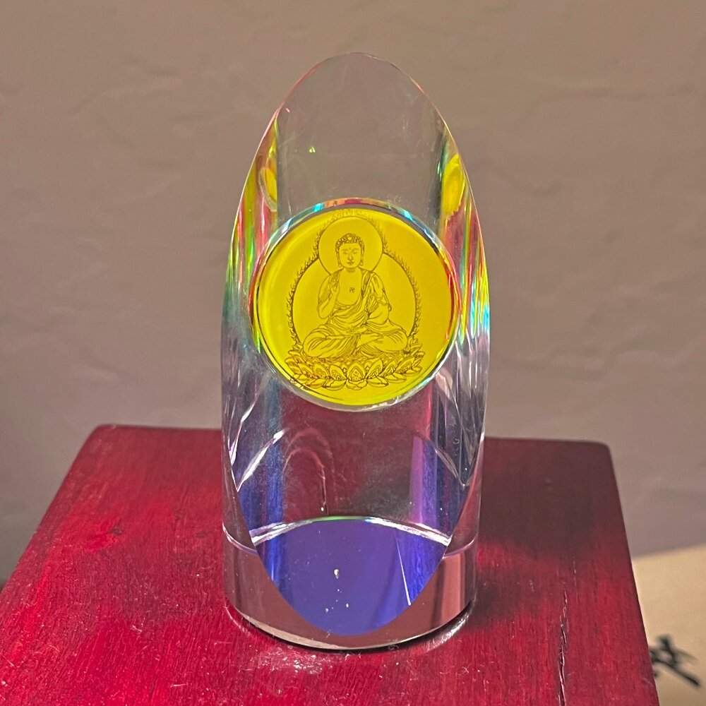 Shakyamuni Buddha Crystal Figurine